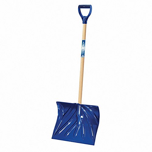 True-Temper-Arctic-Blast-18-inch-Mountain-Mover-Snow-Shovel-comes-with-Wood-handle-with-poly-D-grip-0