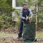 Gardeners-Supply-Company-Mobile-Leaf-Collector-Caddy-0